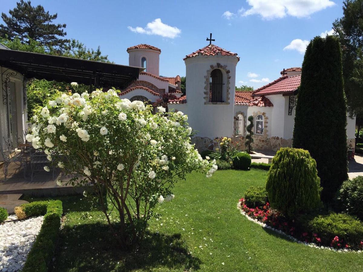 Villa St. Michael Madara Luaran gambar