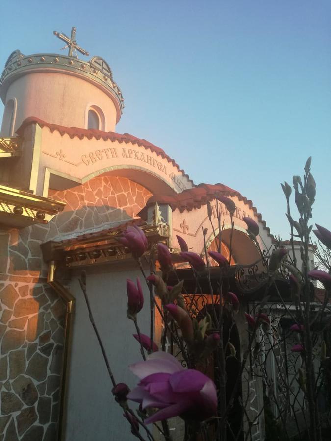 Villa St. Michael Madara Luaran gambar