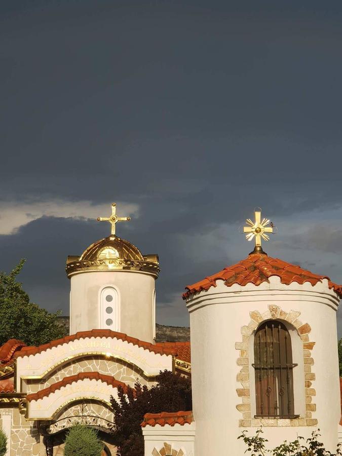 Villa St. Michael Madara Luaran gambar