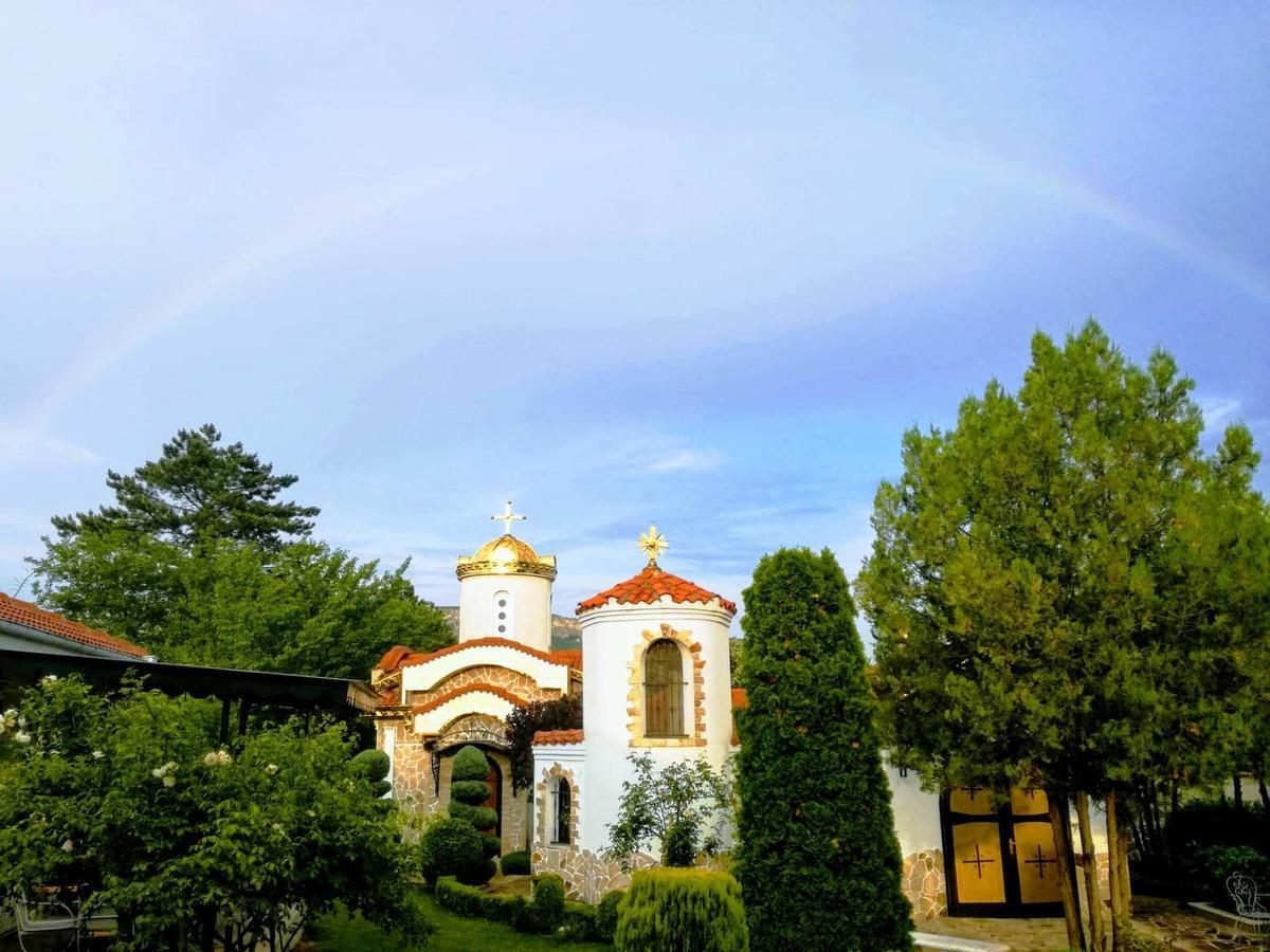 Villa St. Michael Madara Luaran gambar